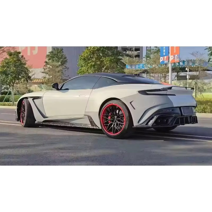 Aston Martin DB11 Koolstofvezel Bodykit (MSY Stijl)