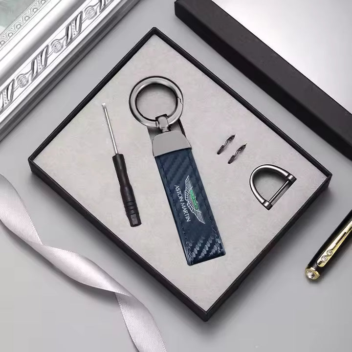Aston Martin Carbon Fiber Sleutelhanger
